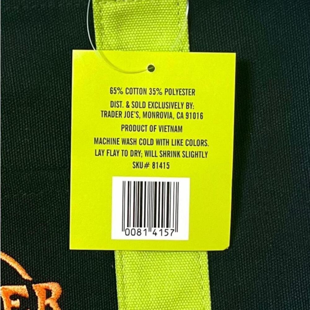 Trader Joe’s Trick-or-Treat Canvas Tote Bag NWT Halloween Limited Edition - Picture 4 of 7